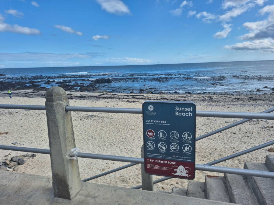 2 Bedroom Property for Sale in Sea Point Western Cape